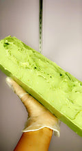Load image into Gallery viewer, Wholesale Aloe vera Cucumber Soap