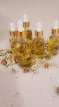 Load image into Gallery viewer, Chamomile oil